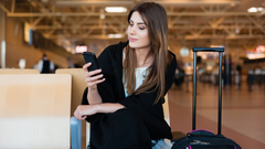 This credit card comes with &lsquo;mobile phone theft&rsquo; insurance 